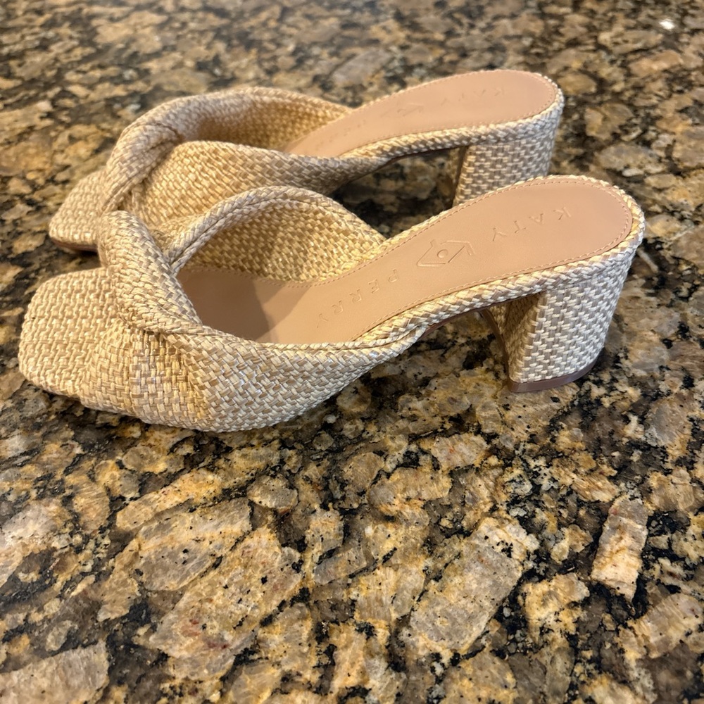 Katy Perry Tooliped twisted block raffia heel sandals Woven Block Heel Slide NEW - Picture 5 of 8